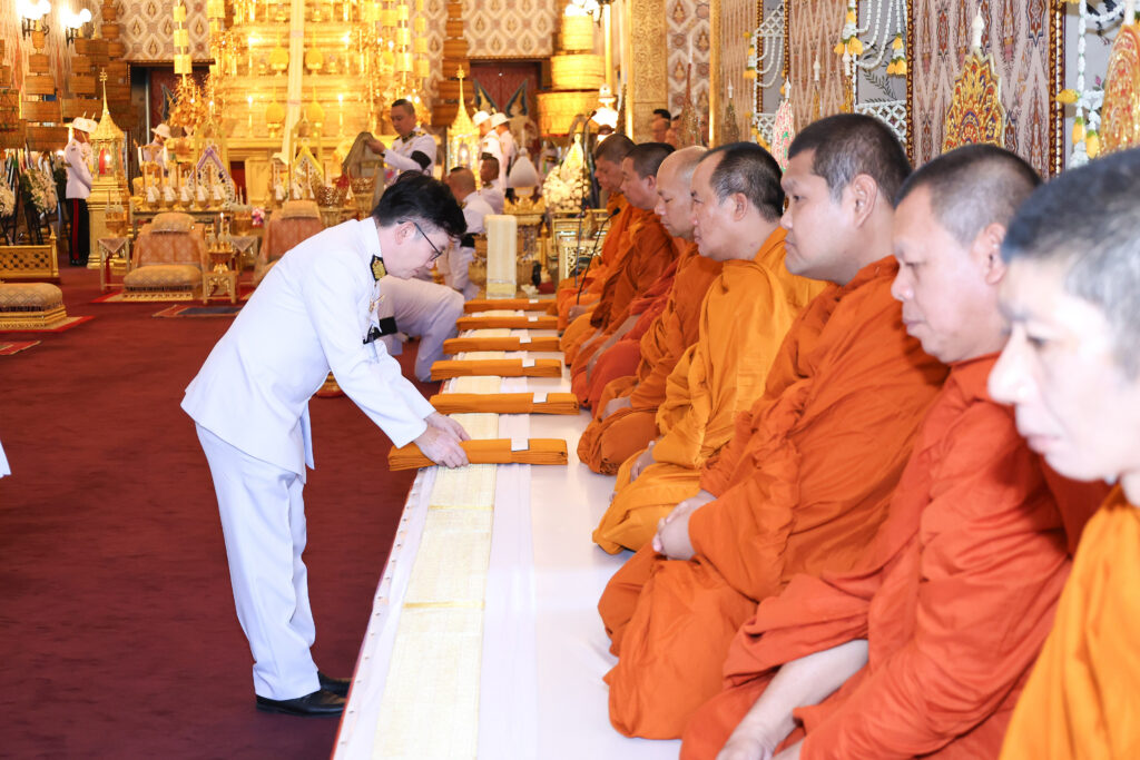 กลุ่มทิสโก้ร่วมเป็นเจ้าภาพในการบำเพ็ญกุศลถวาย พระบรมศพ สมเด็จพระพันปีหลวง 3 4